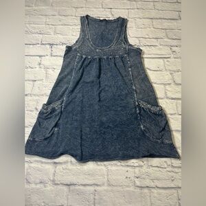 T-Party Mineral Washed Blue Textured Top/Dress. Sleeveless. Size M. Layering.